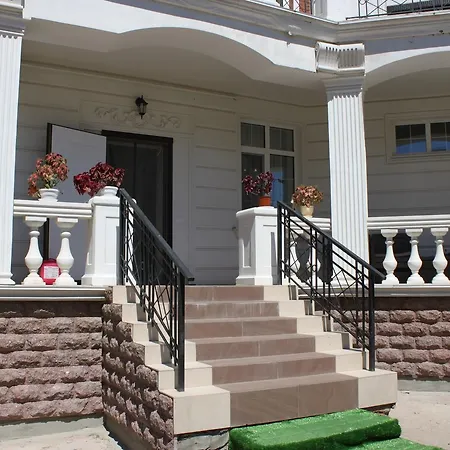 Lvovskaya Marine Club *